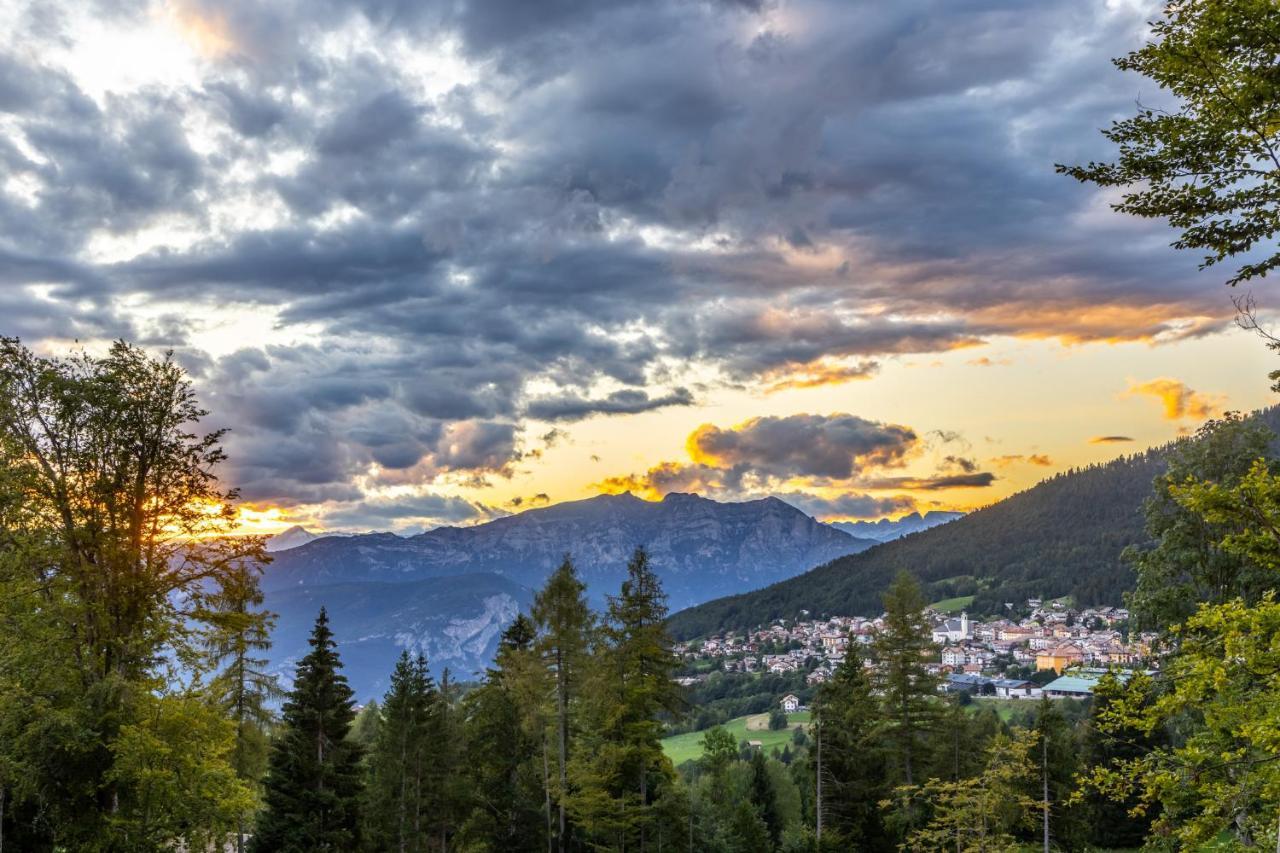 Camping Essenza Alpina Folgaria Exterior foto